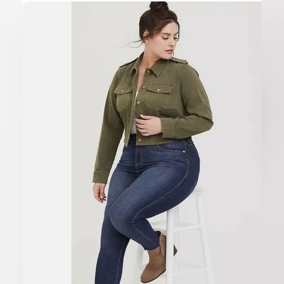 torrid Jackets & Blazers - Torrid Olive Green Twill Crop Trucker Jacket Women's Plus Sz. 2,  18/20